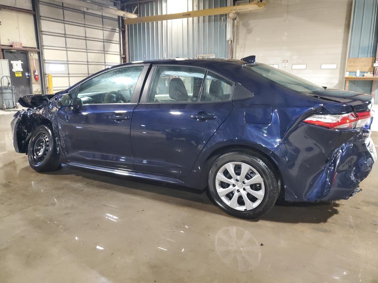 2022 Toyota Corolla - Image 2