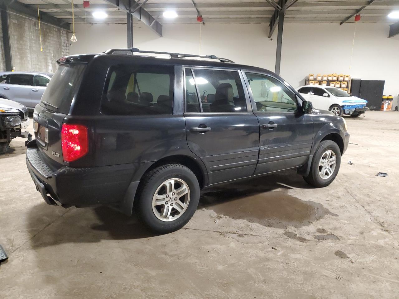 2004 Honda Pilot - Image 3