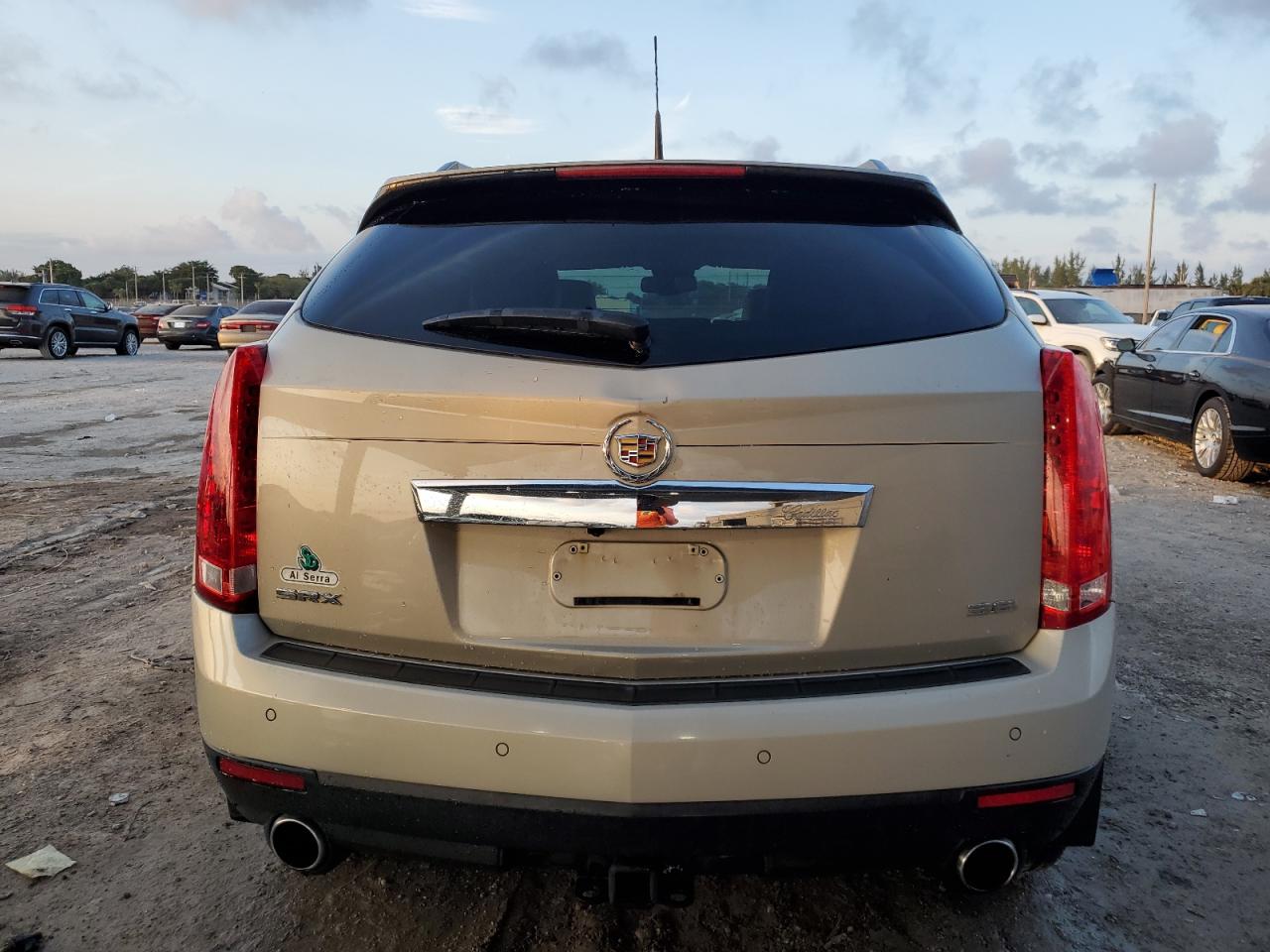 2012 Cadillac SRX - Image 6