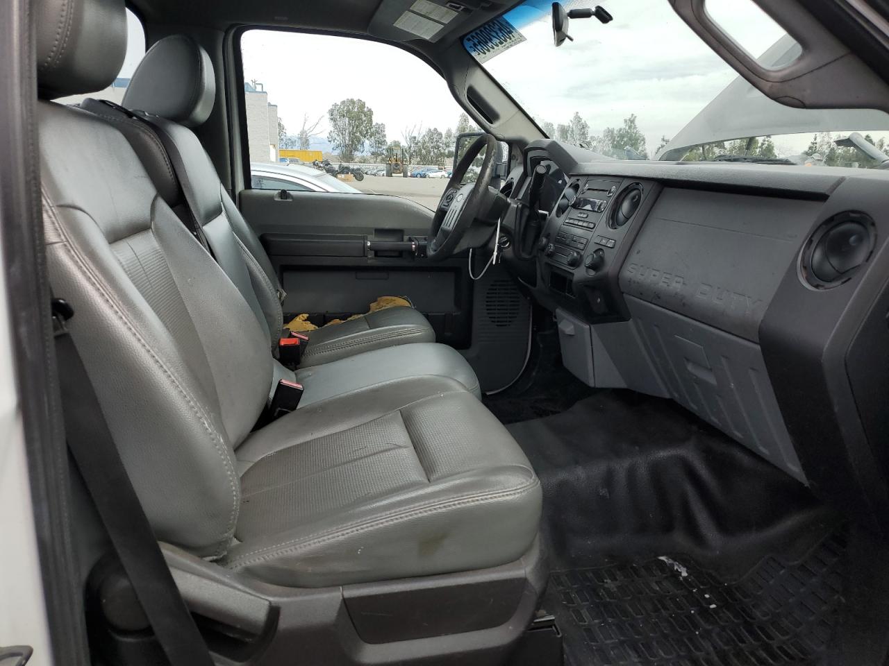 2012 Ford F250 - Image 10