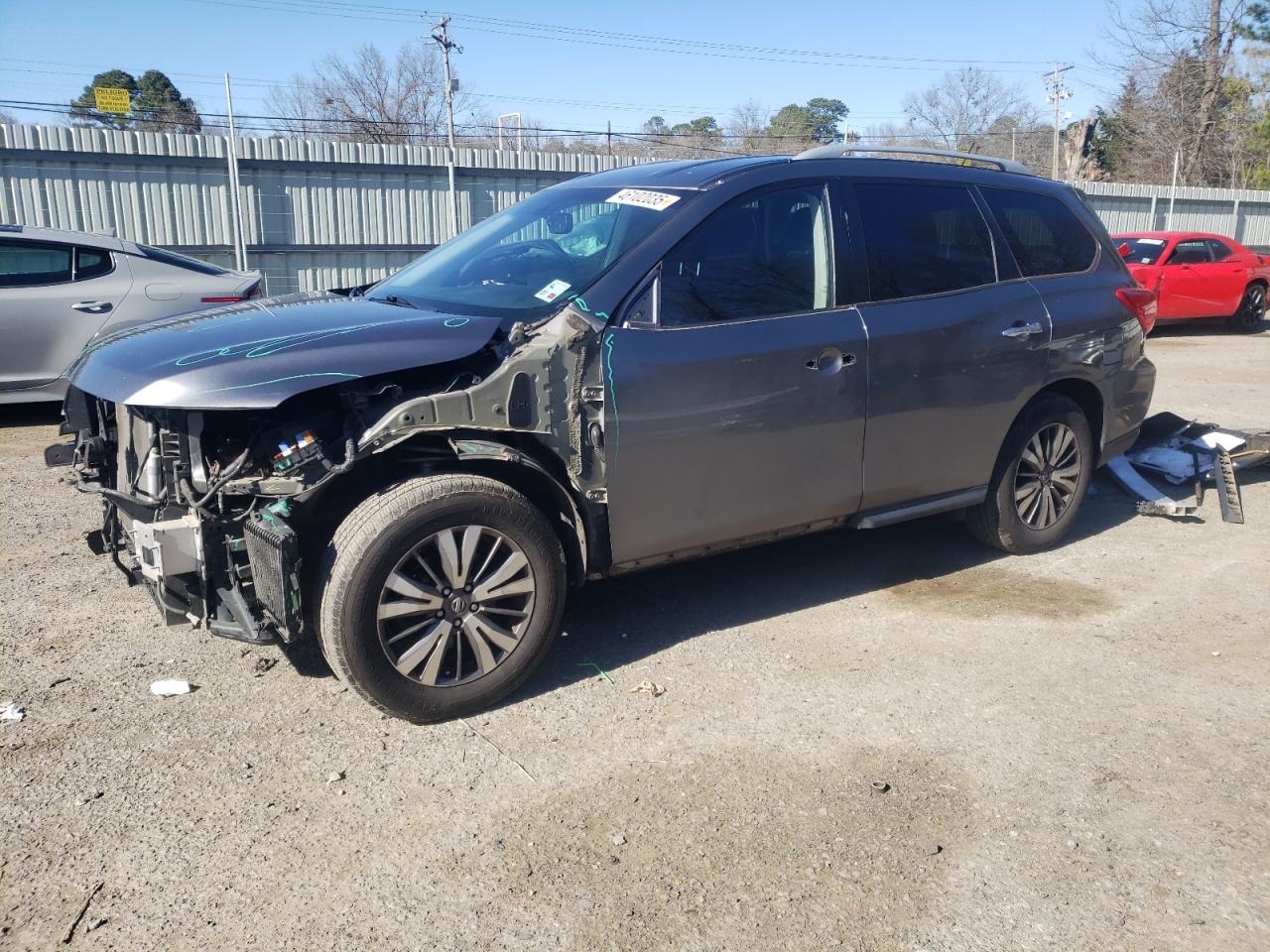 2018 Nissan Pathfinder - Image 1