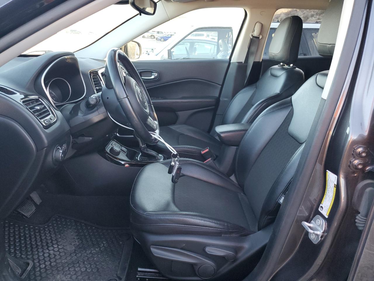 2020 Jeep Compass - Image 7
