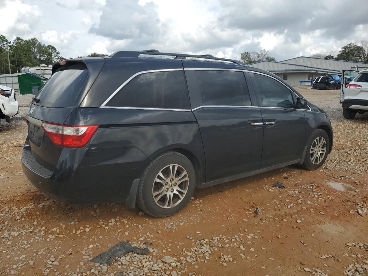 2013 Honda Odyssey - Image 3