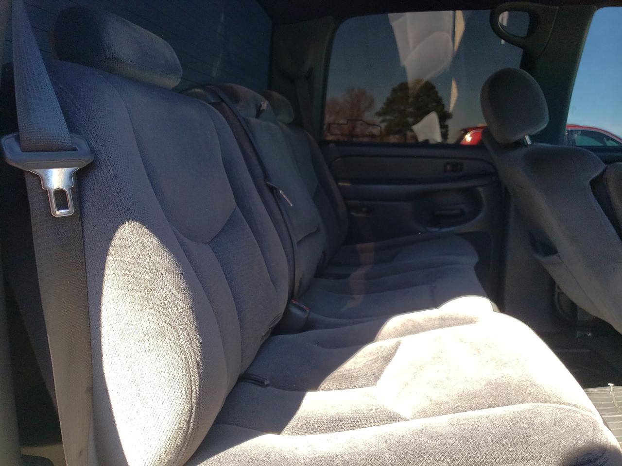 2006 GMC Sierra - Image 10