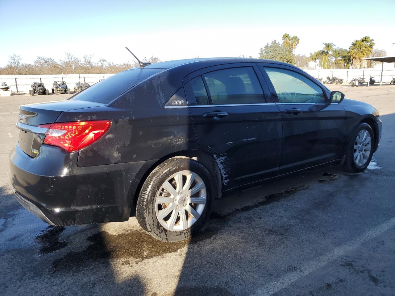 2013 Chrysler 200 - Image 3