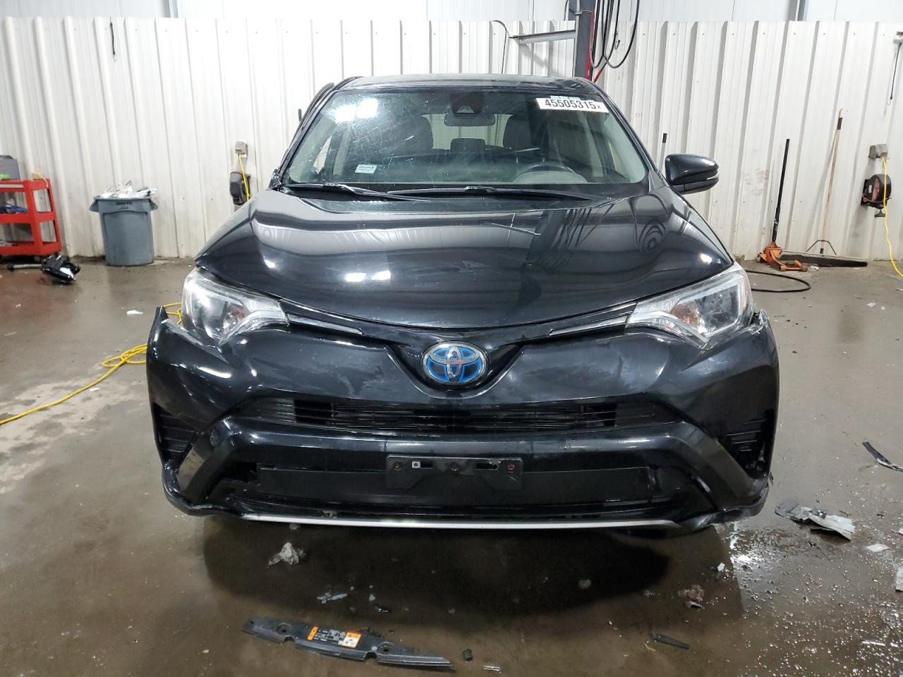 2018 Toyota RAV 4 - Image 5