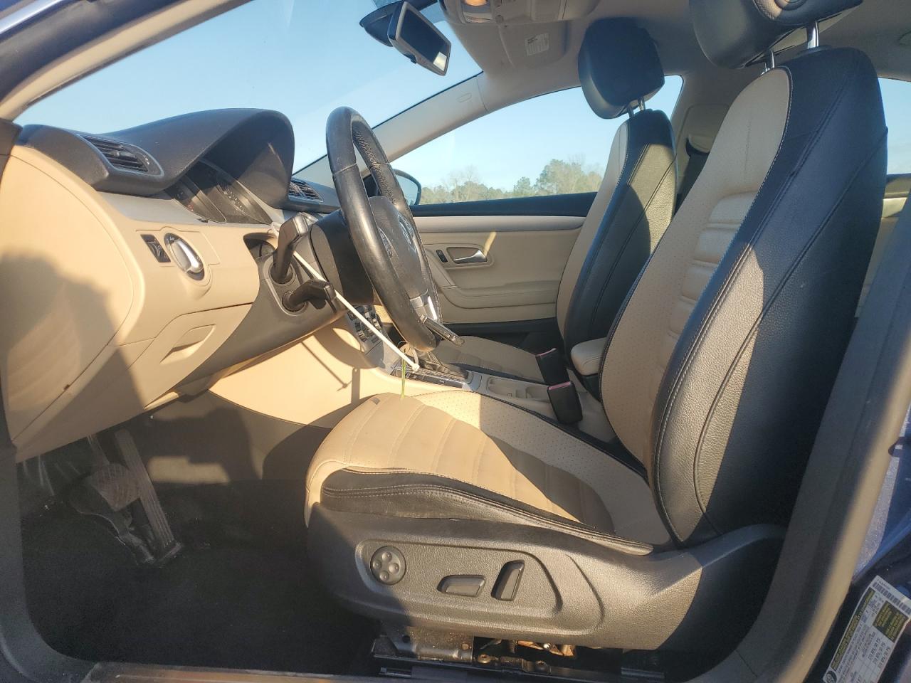 2013 Volkswagen Passat CC - Image 7