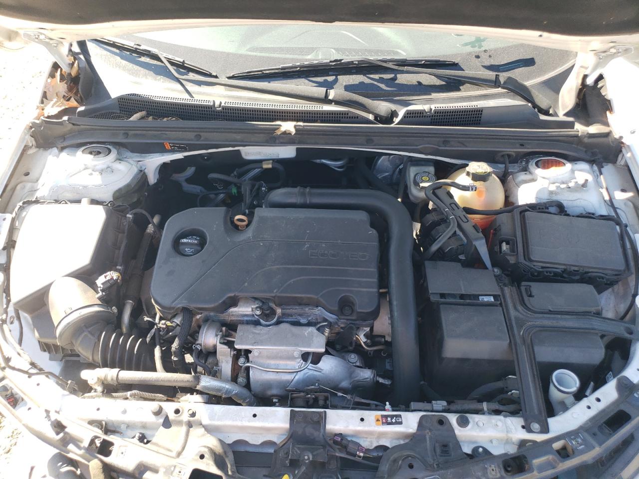2018 Chevrolet Malibu - Image 11