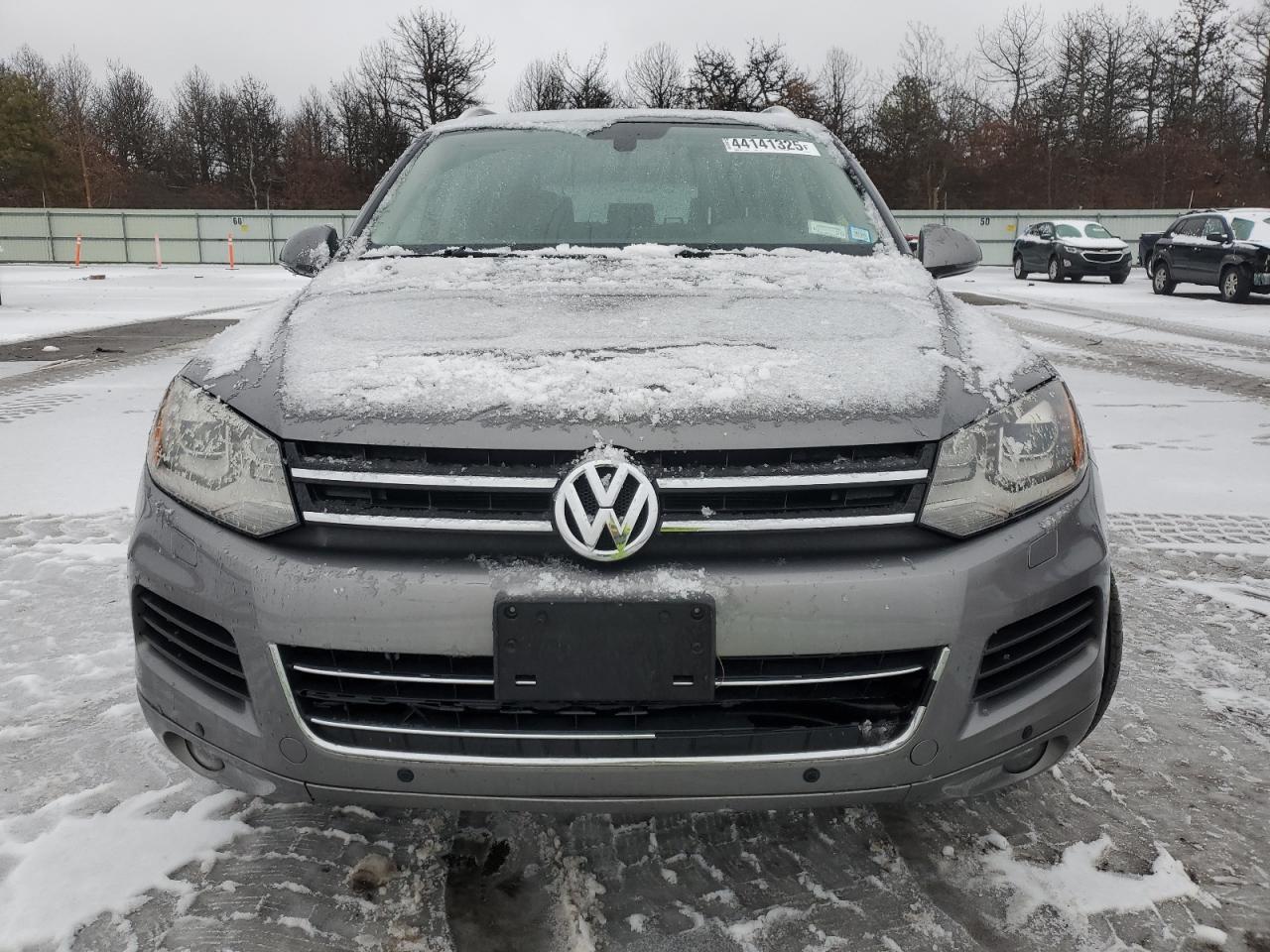 2014 Volkswagen Touareg - Image 5
