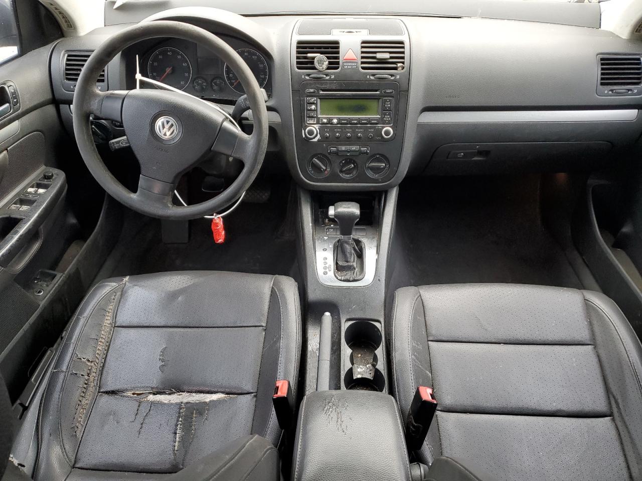 2006 Volkswagen Jetta - Image 8