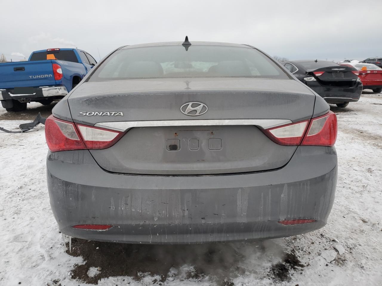 2011 Hyundai Sonata - Image 6