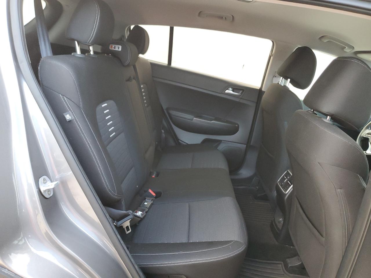 2017 Kia Sportage - Image 11