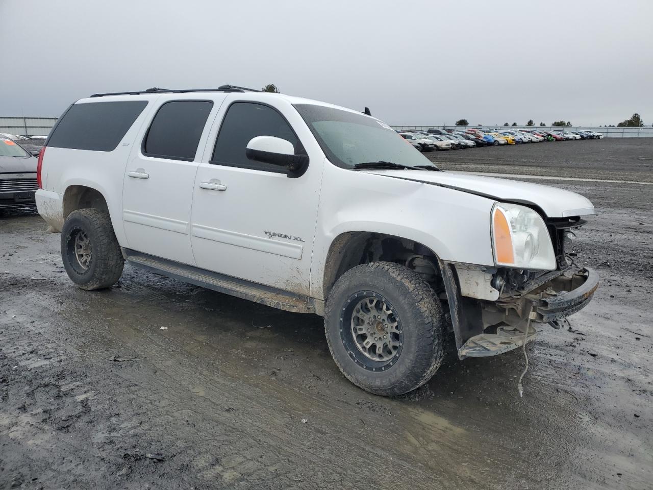 2013 GMC Yukon - Image 4