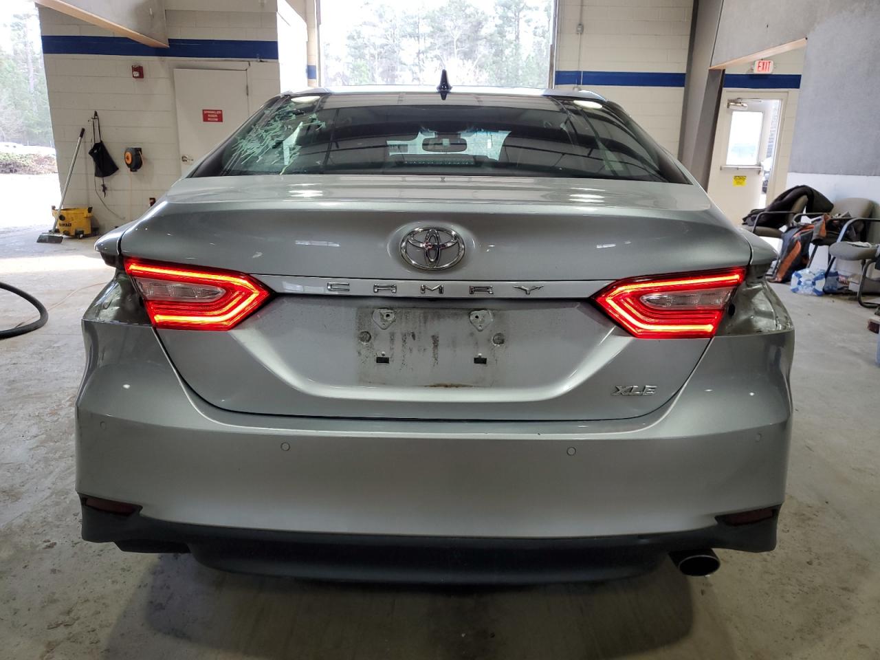2018 Toyota Camry - Image 6