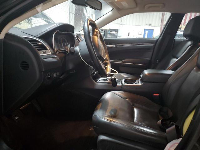  CHRYSLER 300 2018 Blue