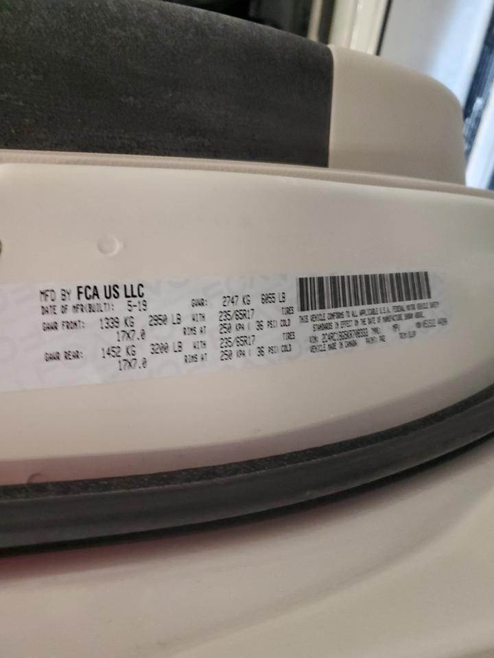 2019 Chrysler Pacifica - Image 13