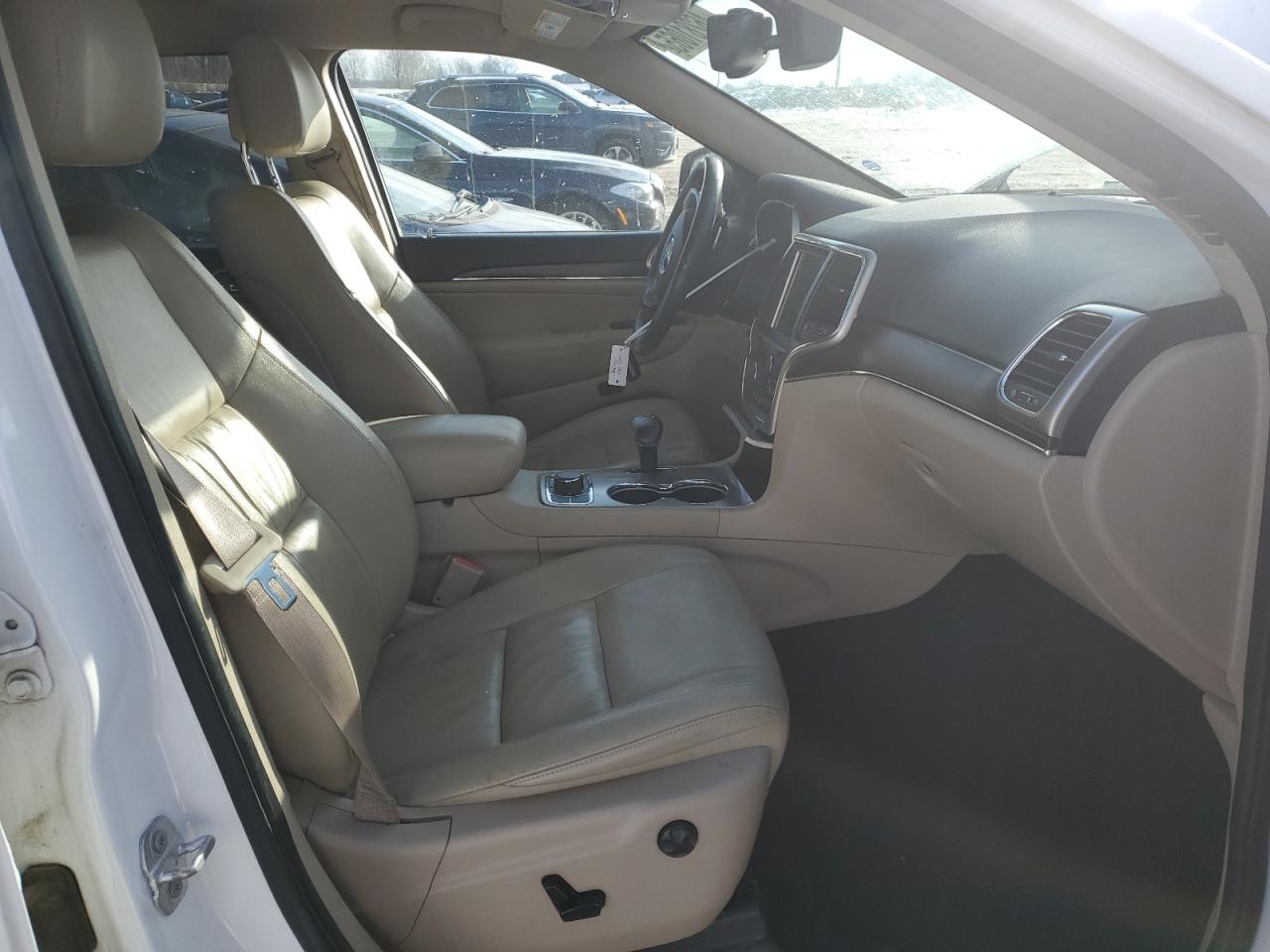 2015 Jeep Grand Cherokee - Image 7