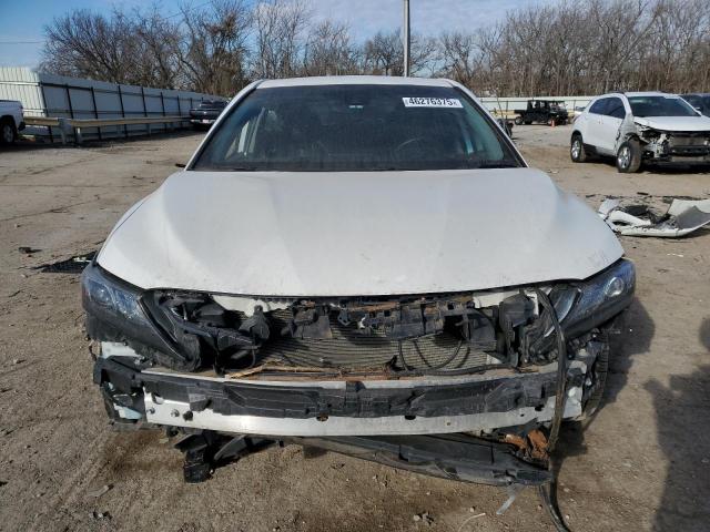  TOYOTA CAMRY 2021 White