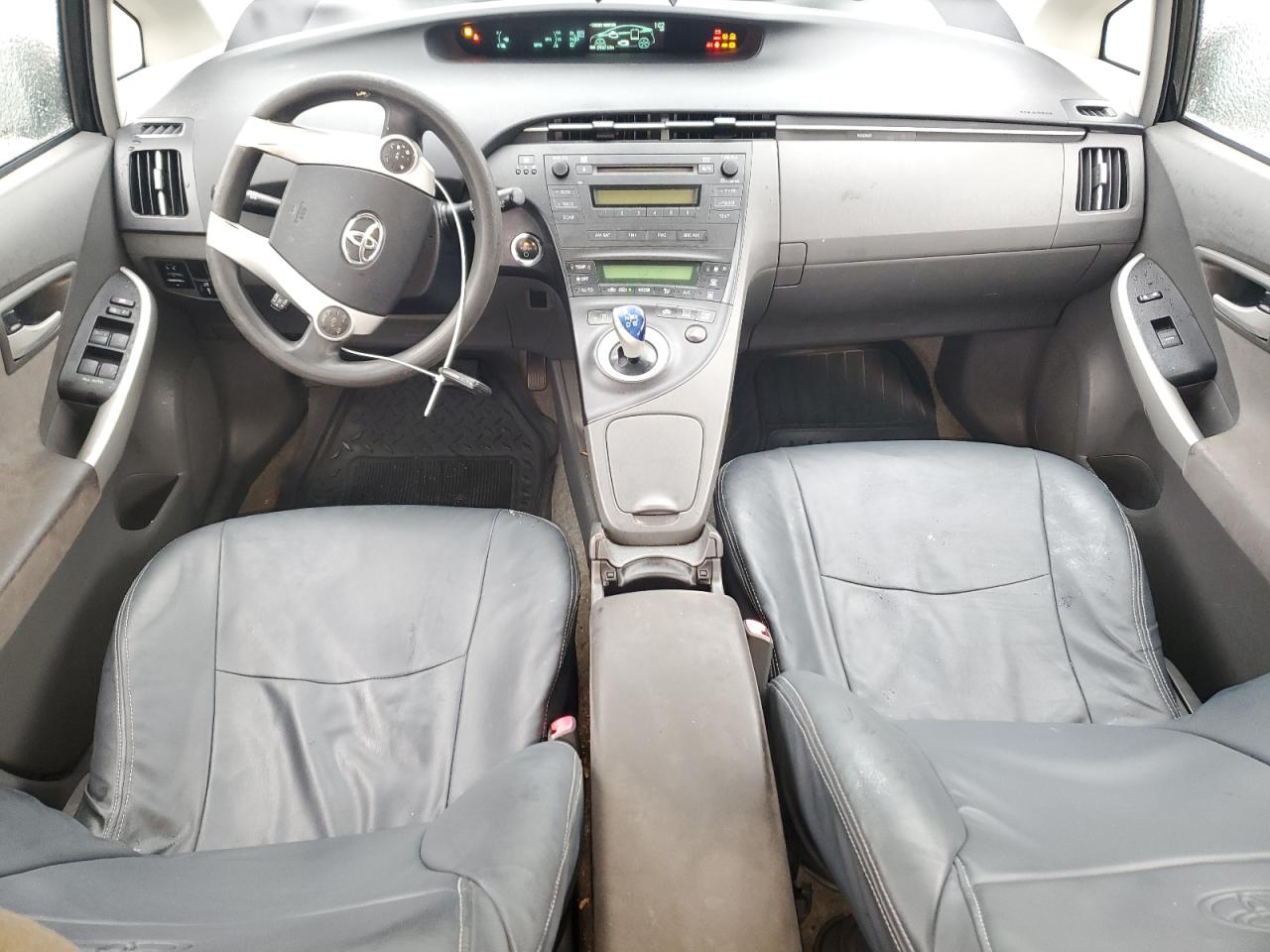 2011 Toyota Prius - Image 8