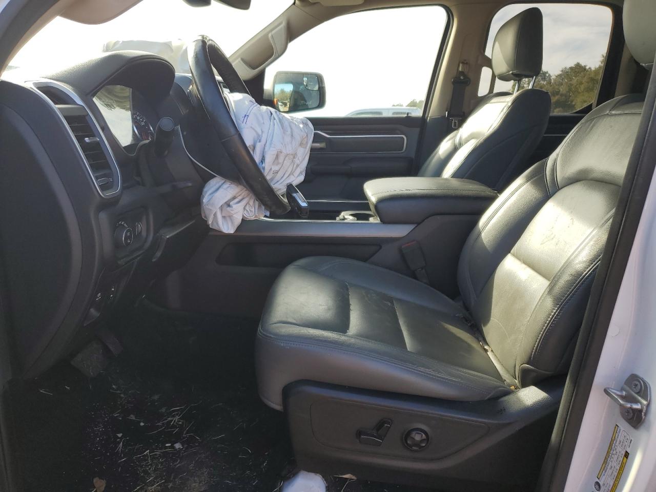 2020 RAM 1500 - Image 7