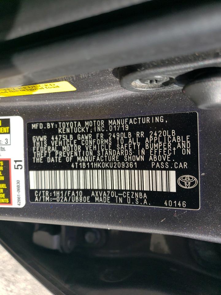 2019 Toyota Camry - Image 15