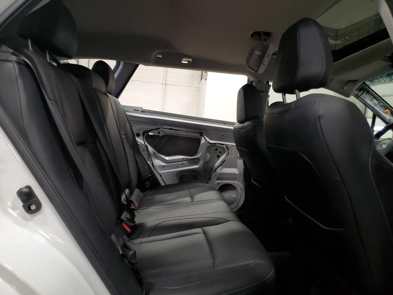 2021 Subaru Outback - Image 12