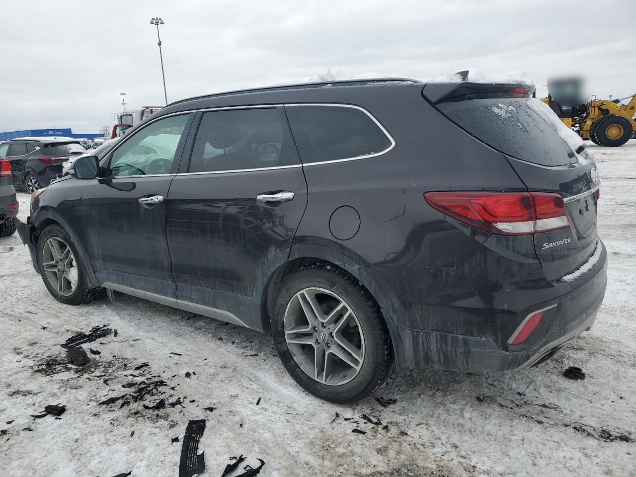 2018 Hyundai Santa Fe - Image 2