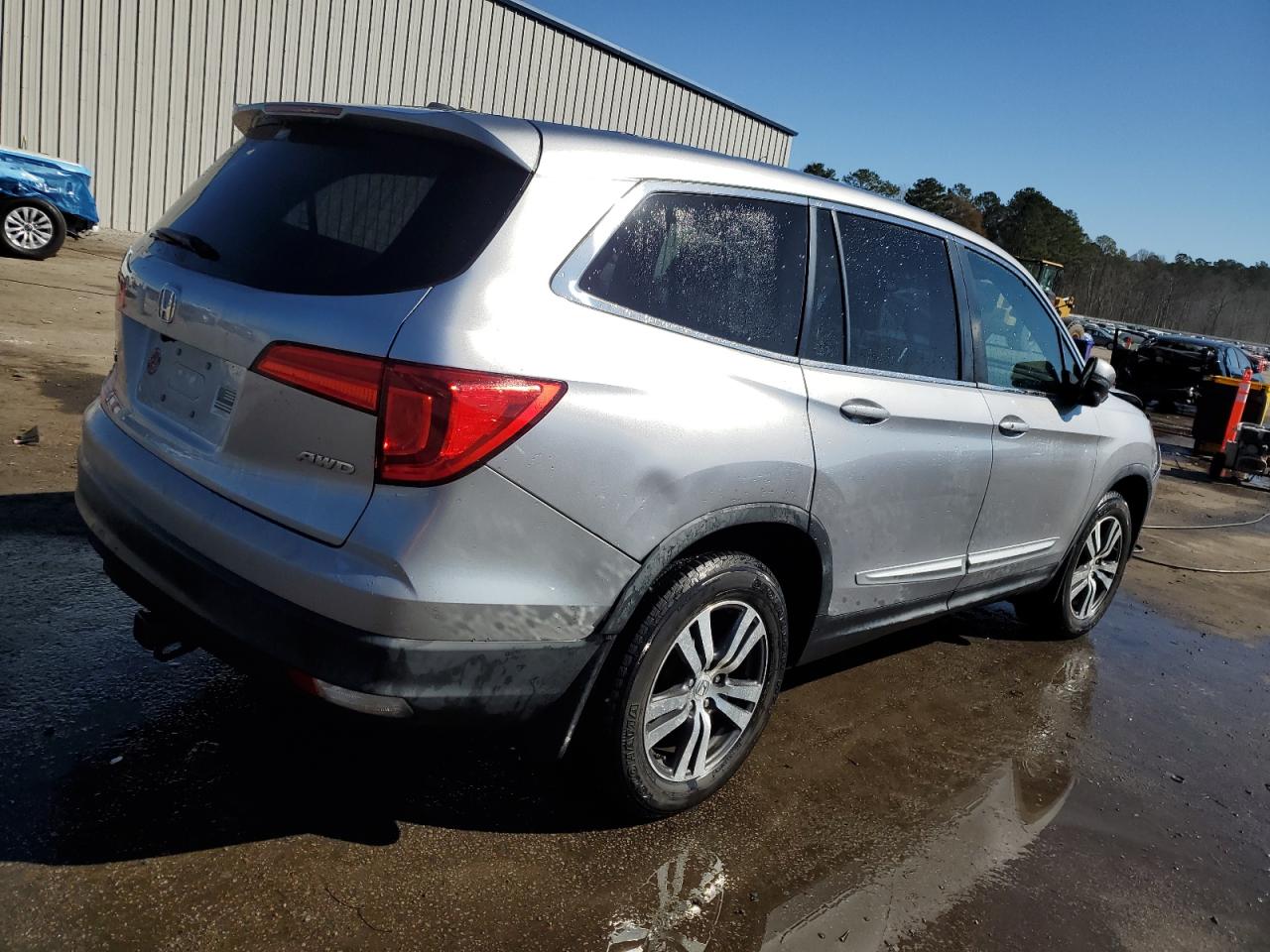 2017 Honda Pilot - Image 3