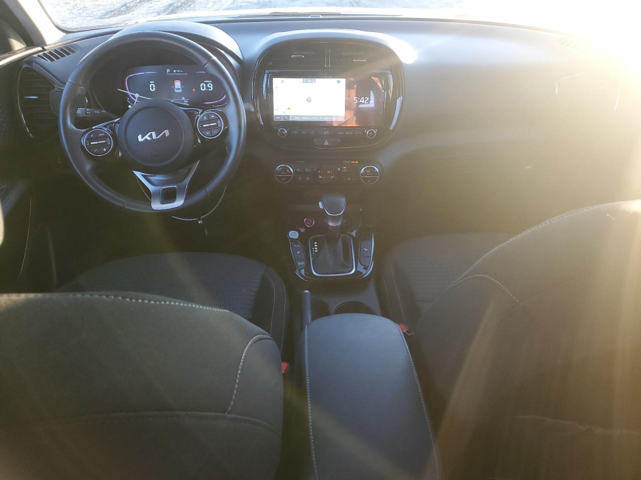 2023 Kia Soul - Image 8