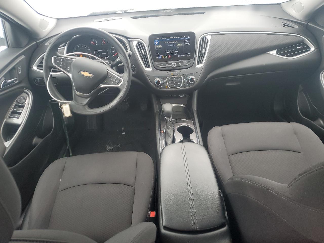 2023 Chevrolet Malibu - Image 8
