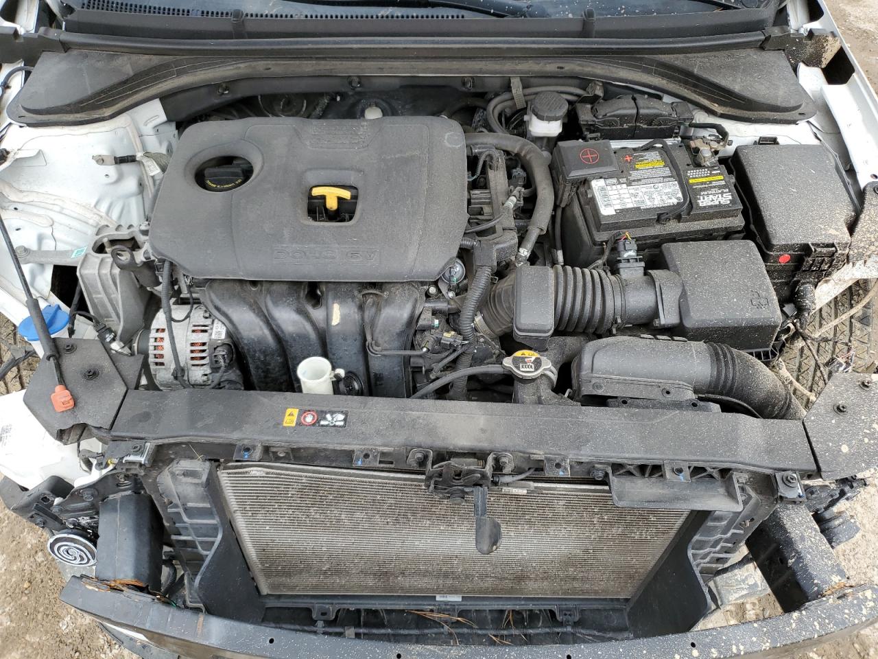 2020 Hyundai Elantra - Image 12