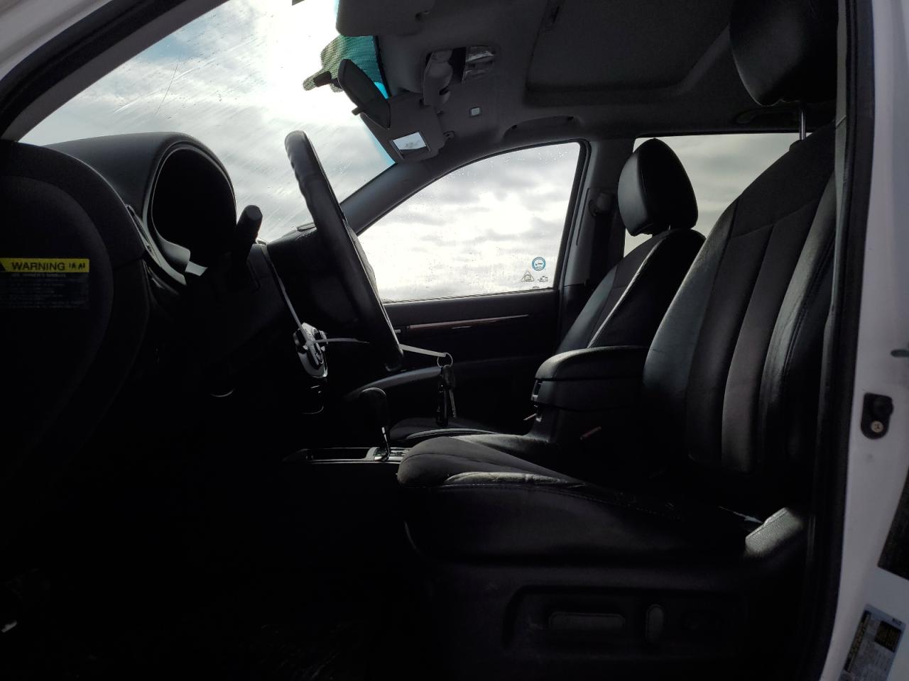 2010 Hyundai Santa Fe - Image 7