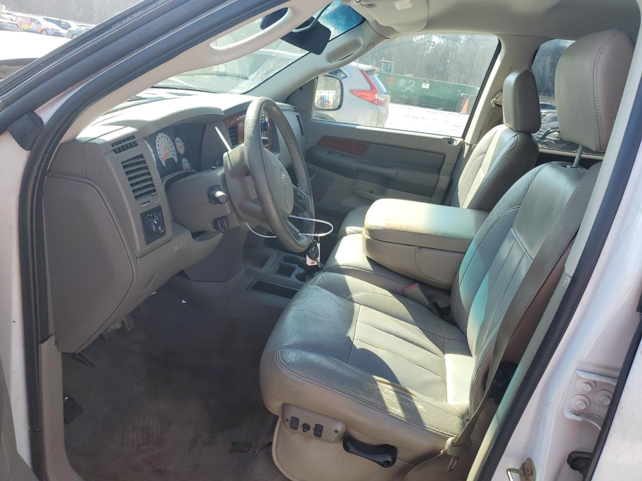 2006 Dodge RAM - Image 7