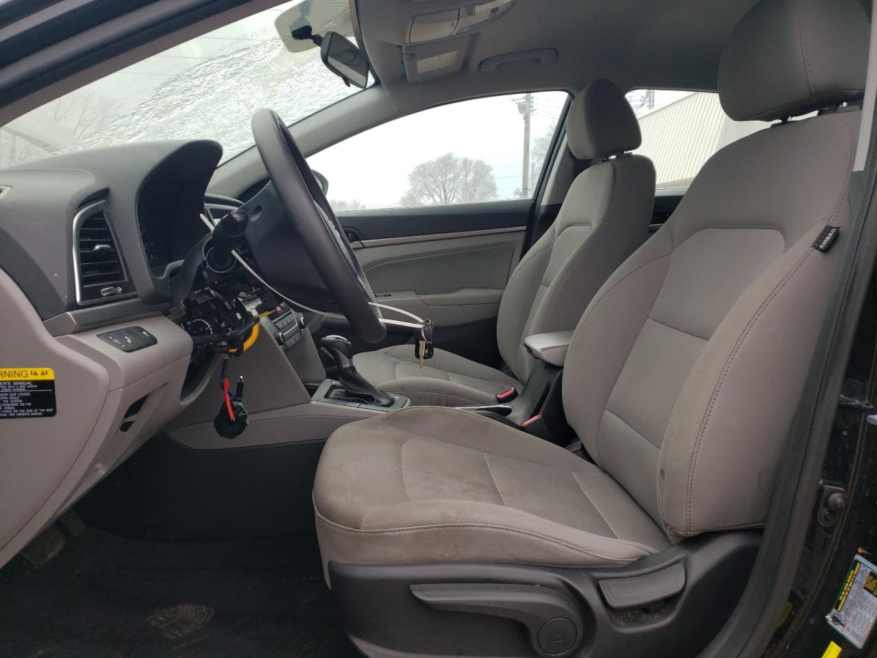 2018 Hyundai Elantra - Image 7