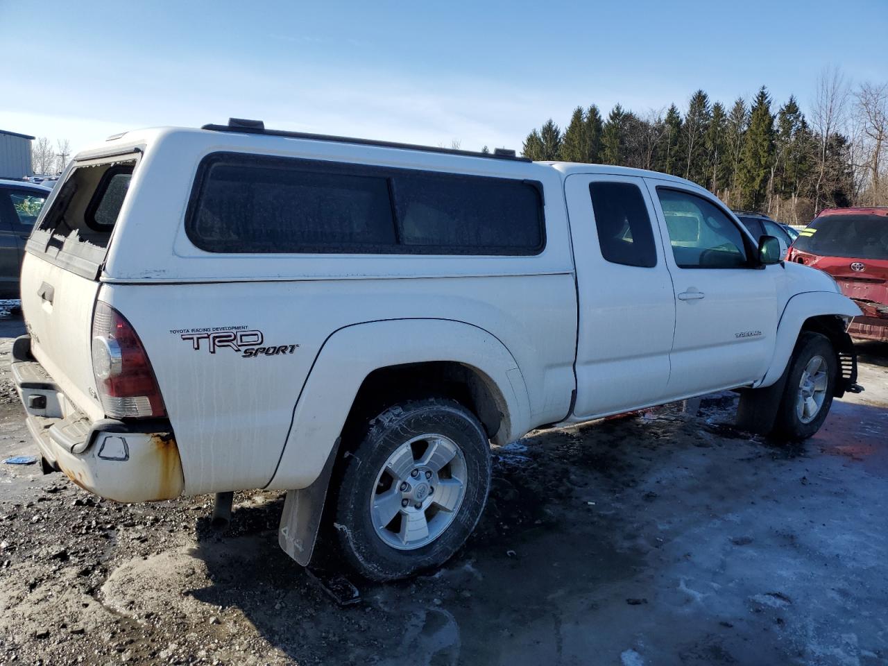 2013 Toyota Tacoma - Image 3