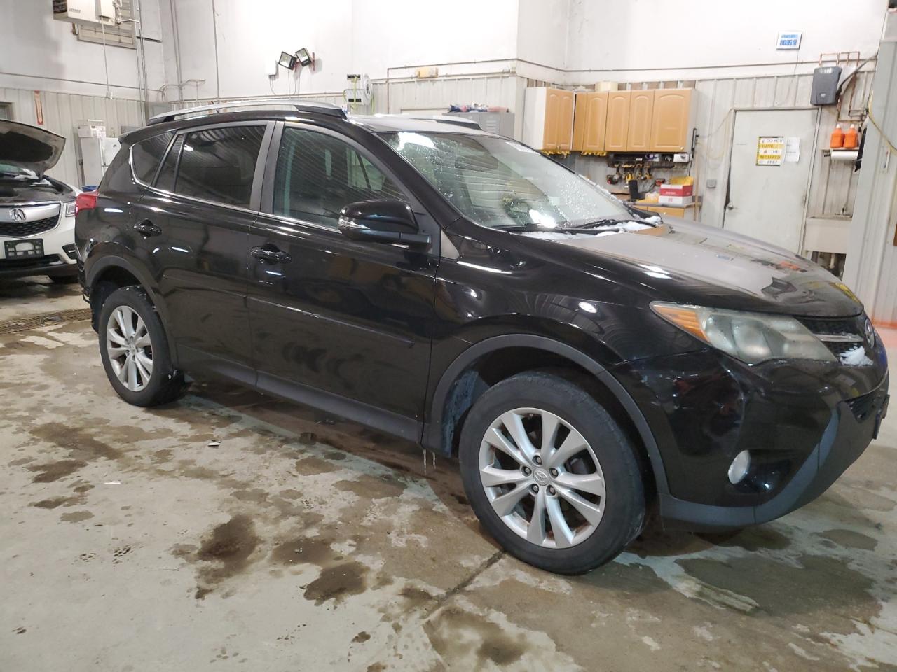 2014 Toyota RAV 4 - Image 4