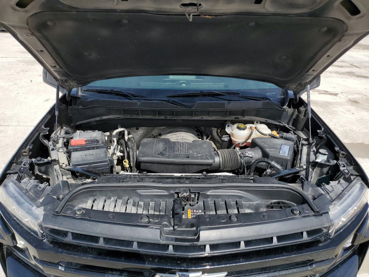 2021 Chevrolet Silverado - Image 11
