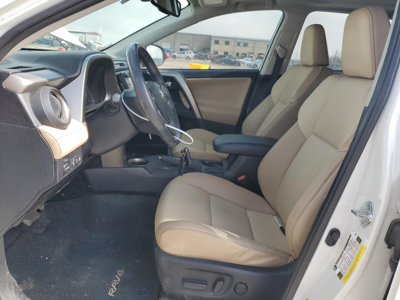 2014 Toyota RAV 4 - Image 7