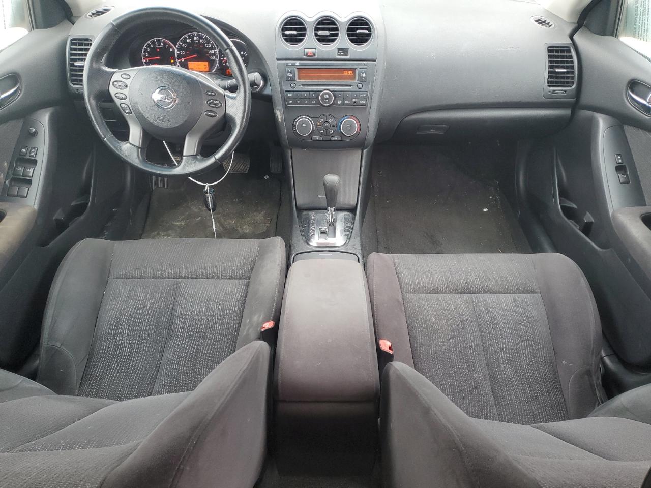 2012 Nissan Altima - Image 8