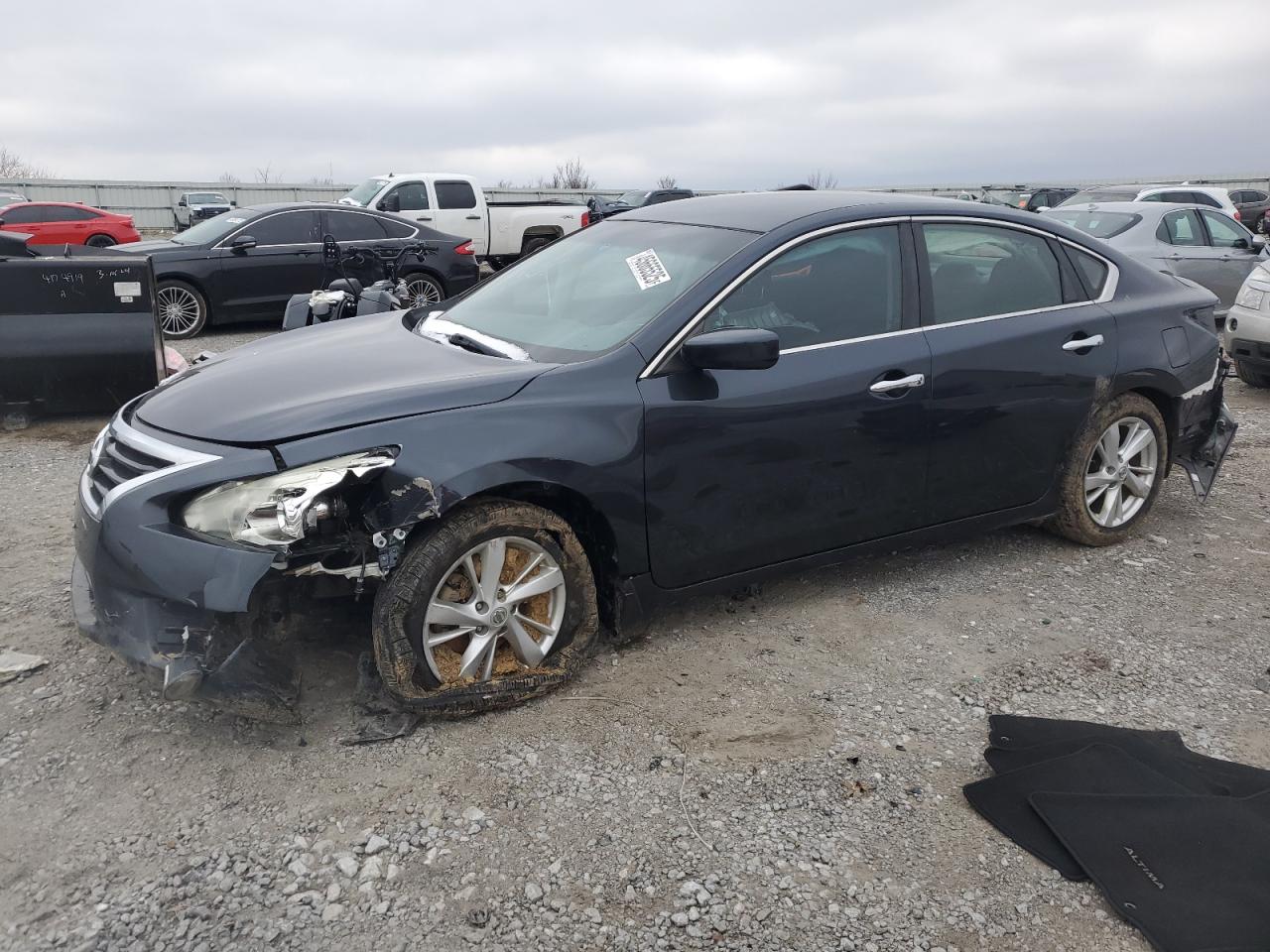 2015 Nissan Altima - Image 1
