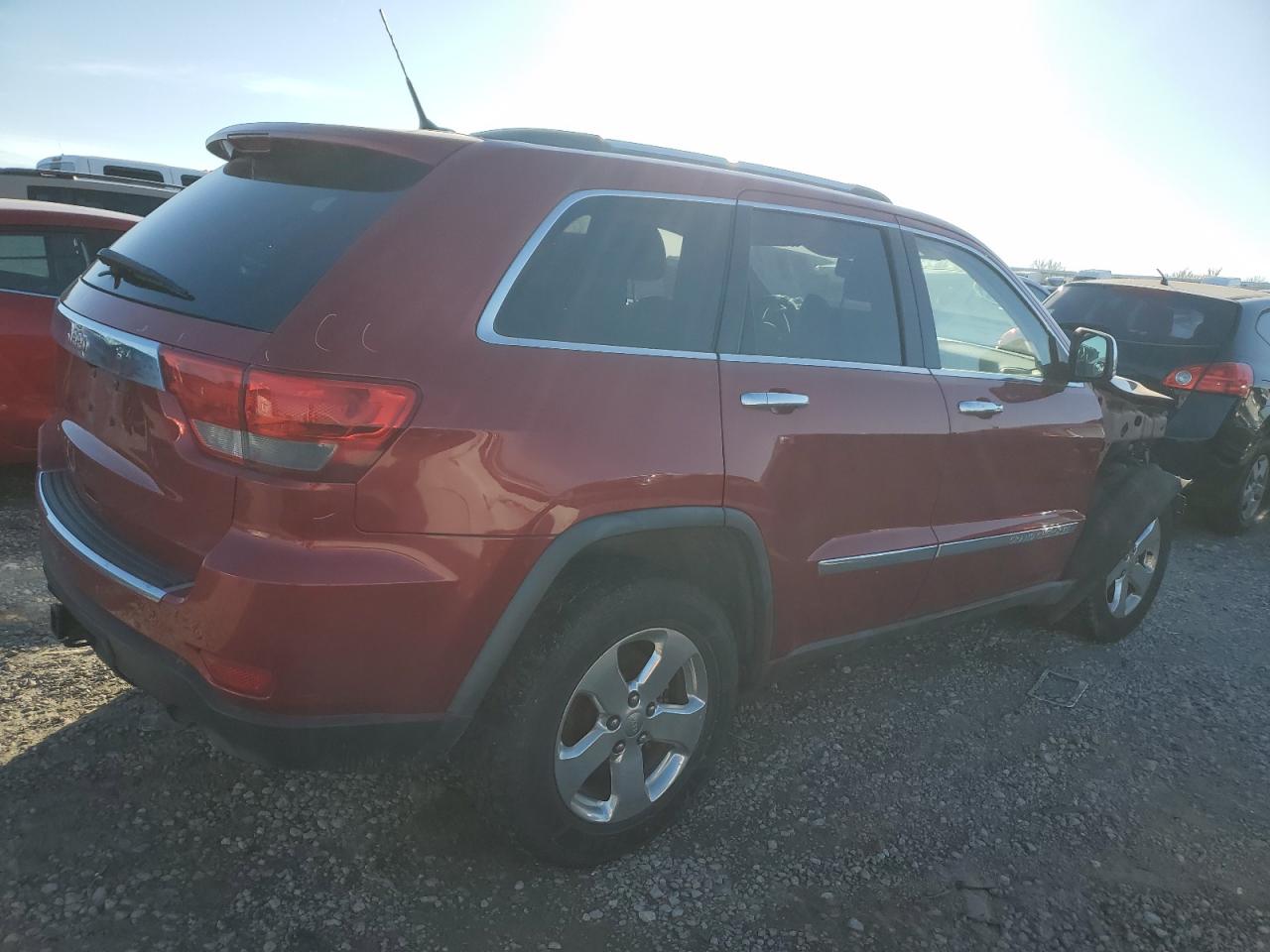 2011 Jeep Grand Cherokee - Image 3
