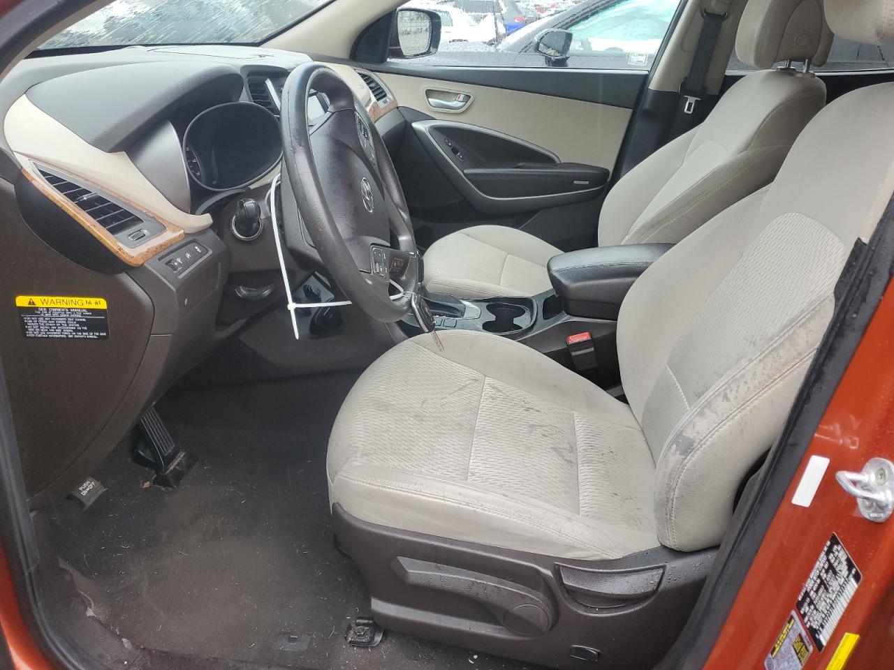 2016 Hyundai Santa Fe - Image 7