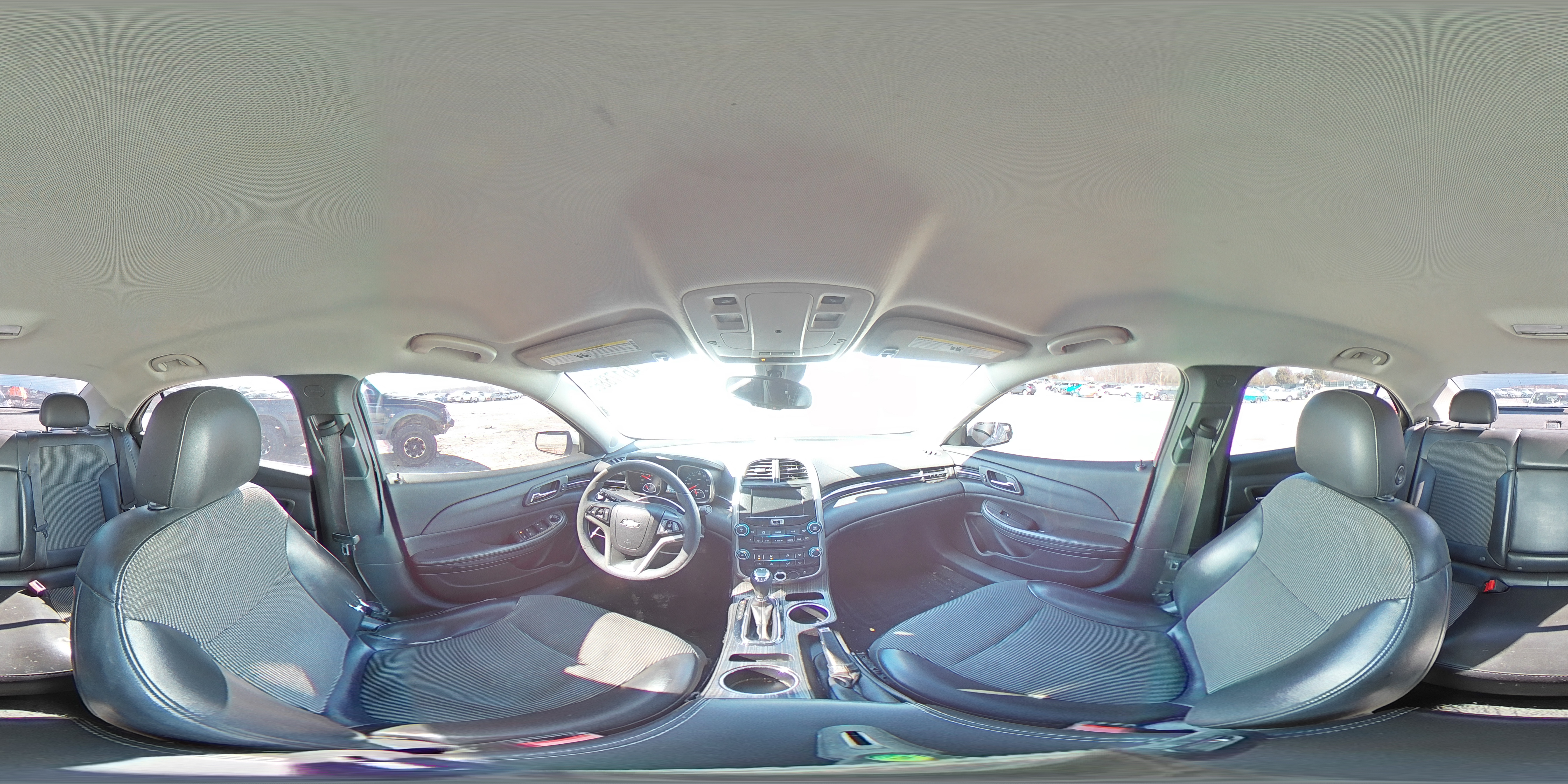 2016 Chevrolet Malibu - Image 13