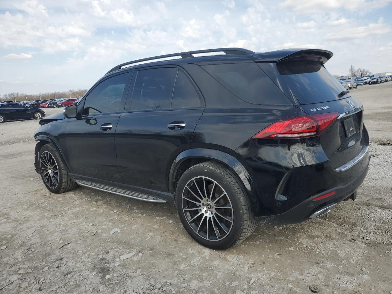 2020 Mercedes-Benz GLE - Image 2