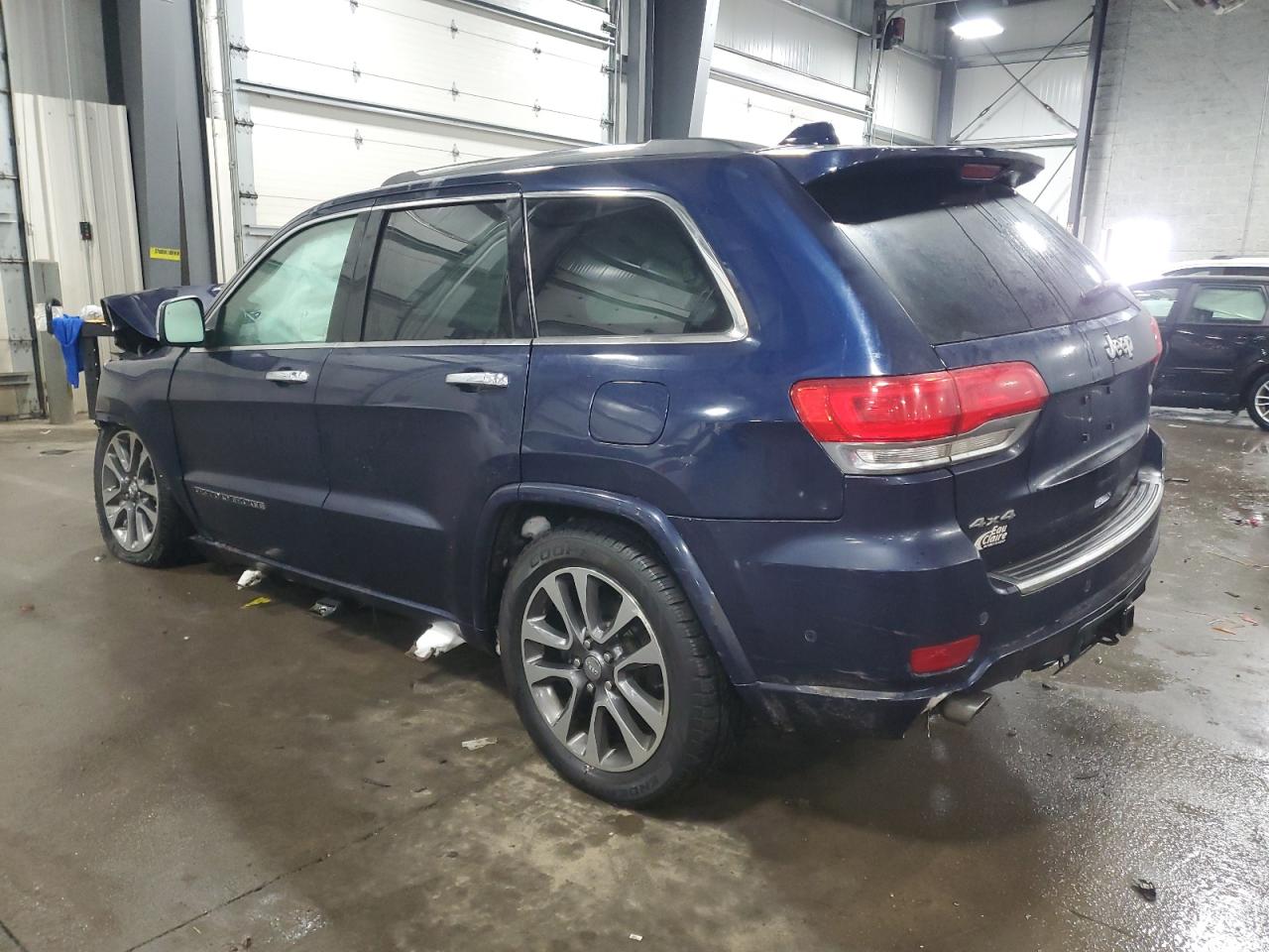 2017 Jeep Grand Cherokee - Image 2