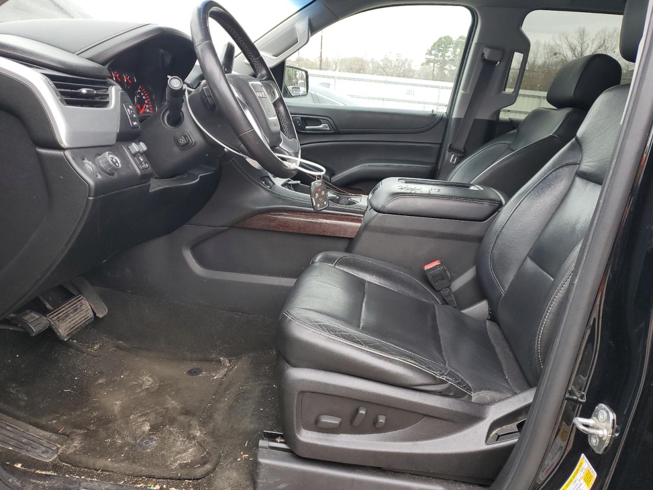 2016 GMC Yukon Xl C1500 Slt VIN: 1GKS1GKCXGR120243 Lot: 45690725