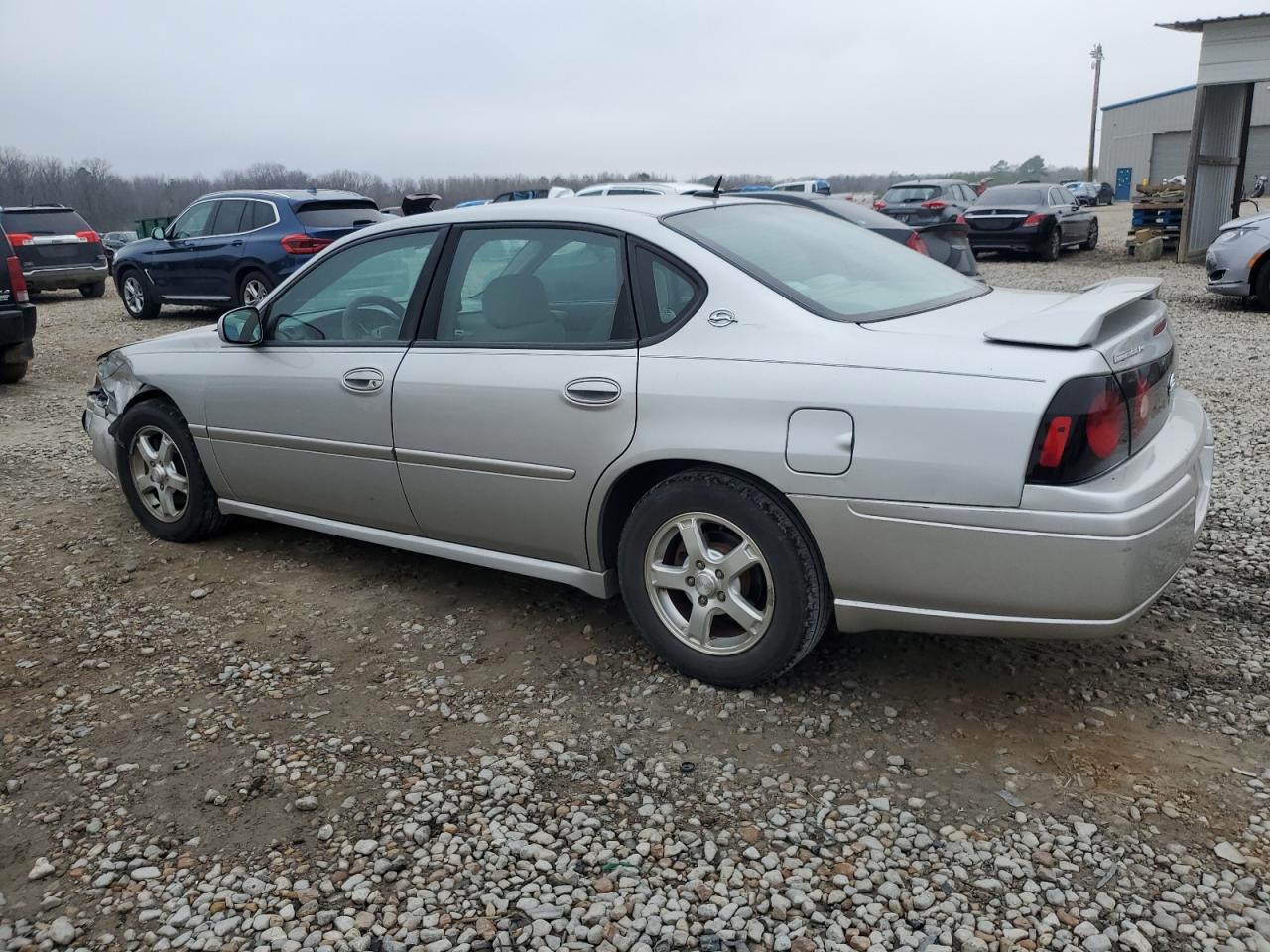 2005 Chevrolet Impala - Image 2