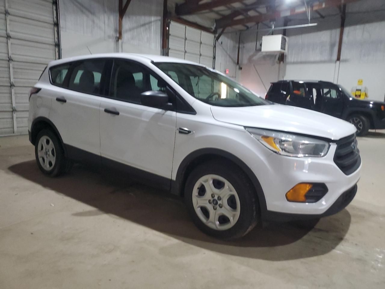 2017 Ford Escape - Image 4