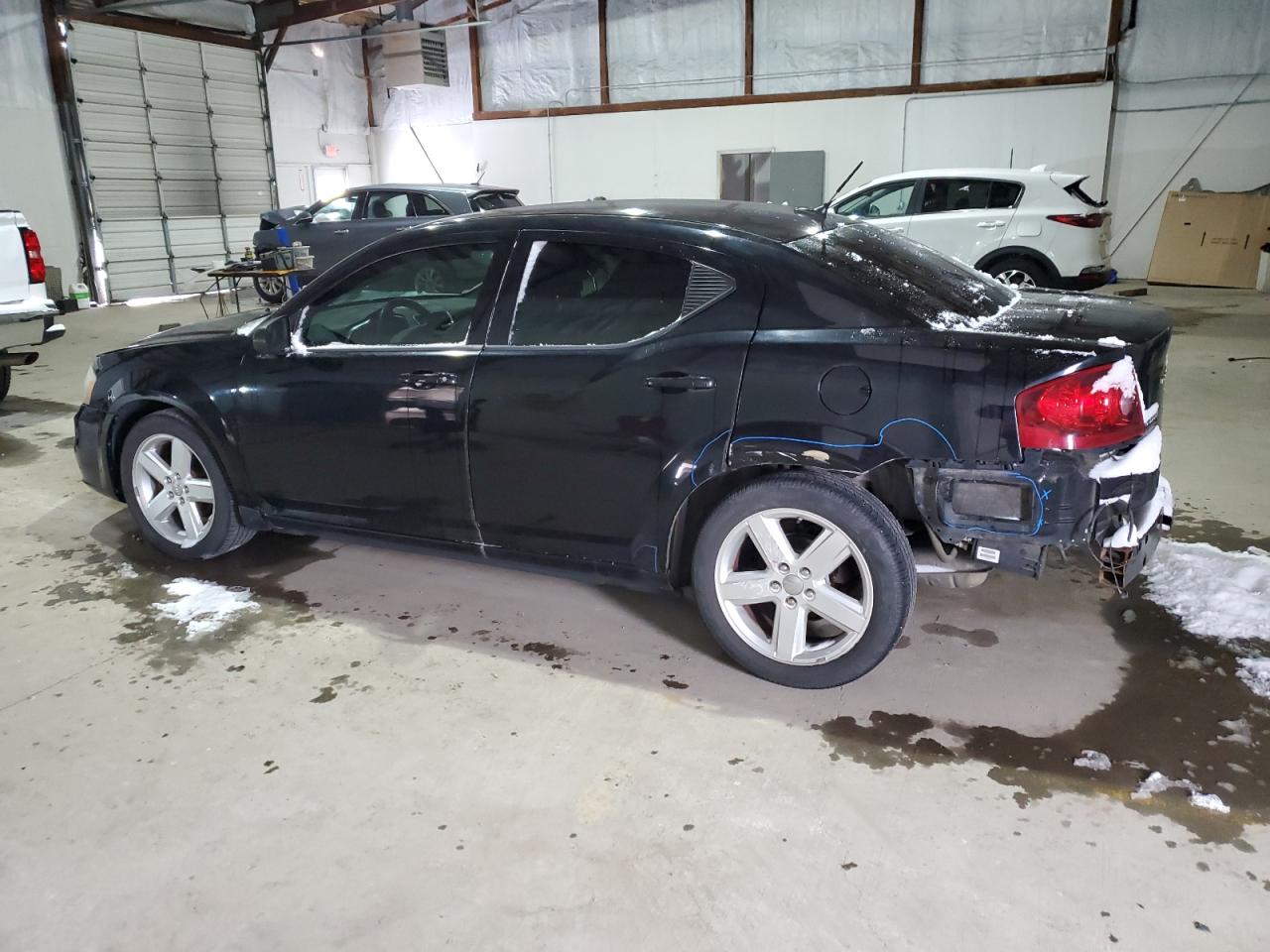 2013 Dodge Avenger - Image 2