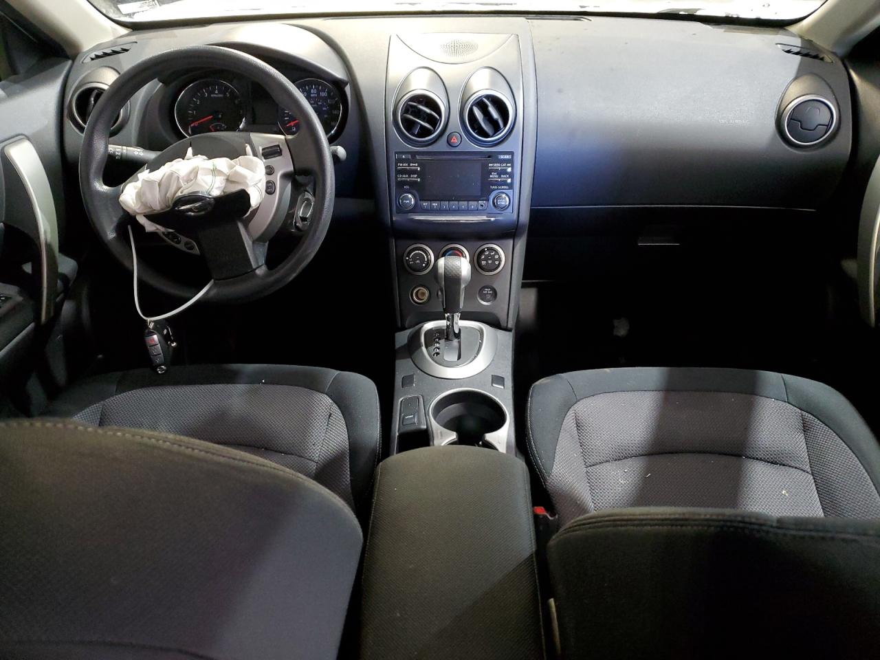 2012 Nissan Rogue - Image 8